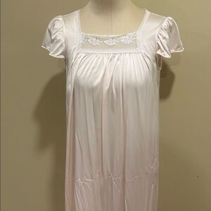 Elegant Pale Pink Maxi Nightgown